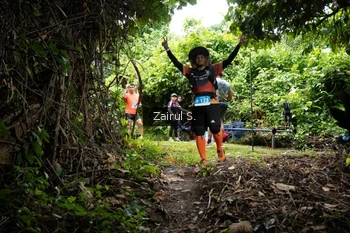 Runner Photo 1745128