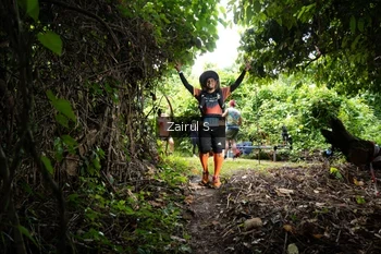 Runner Photo 1745155