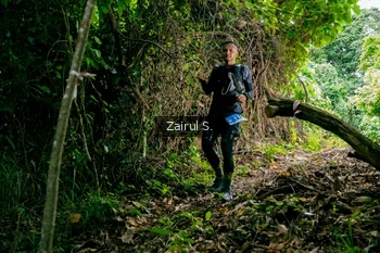 Runner Photo 1745173