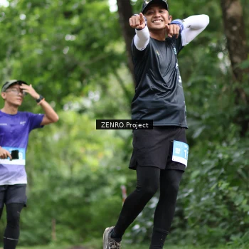 Runner Photo 1745187