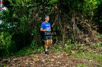 Runner Photo 1745230