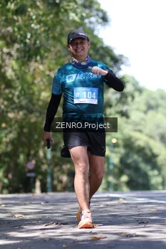 Runner Photo 1745250