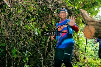 Runner Photo 1745251