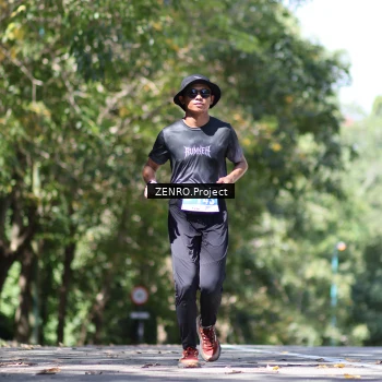 Runner Photo 1745261