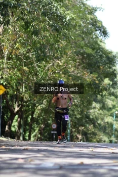 Runner Photo 1745271