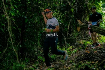 Runner Photo 1745292