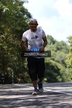 Runner Photo 1745299