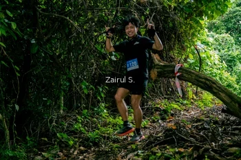 Runner Photo 1745300