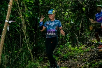 Runner Photo 1745312
