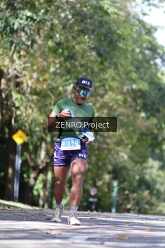 Runner Photo 1745315