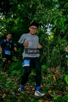 Runner Photo 1745373