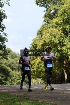 Runner Photo 1745390