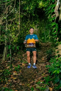 Runner Photo 1745430