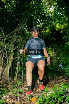 Runner Photo 1745561