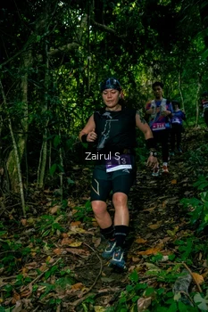 Runner Photo 1745656