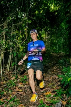 Runner Photo 1745711