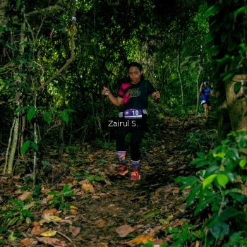 Runner Photo 1745733