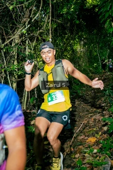 Runner Photo 1745767