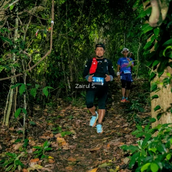 Runner Photo 1745834