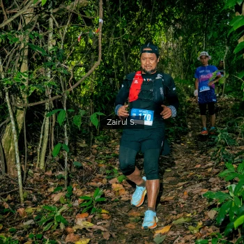 Runner Photo 1745837