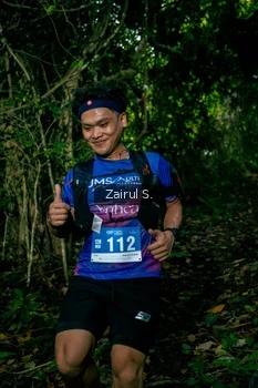 Runner Photo 1745842