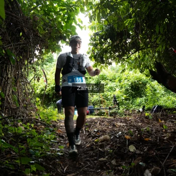 Runner Photo 1745875