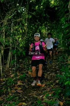Runner Photo 1745892