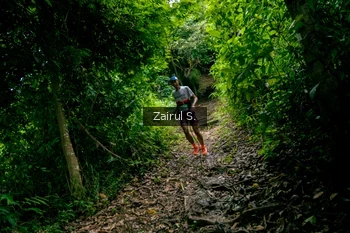Runner Photo 1745929