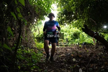 Runner Photo 1745938
