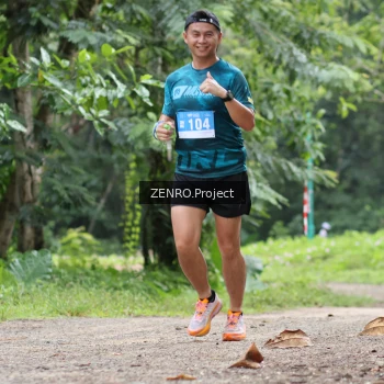 Runner Photo 1745953