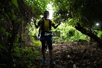 Runner Photo 1745955