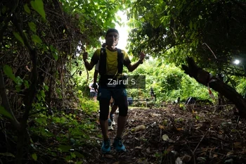 Runner Photo 1745960