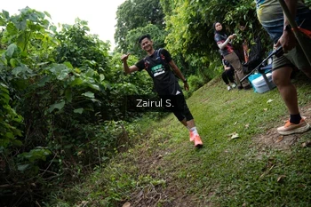 Runner Photo 1745968