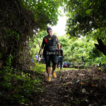 Runner Photo 1745981