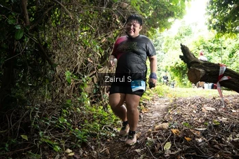 Runner Photo 1745995