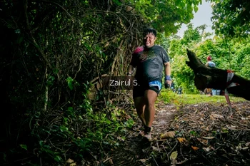Runner Photo 1746001