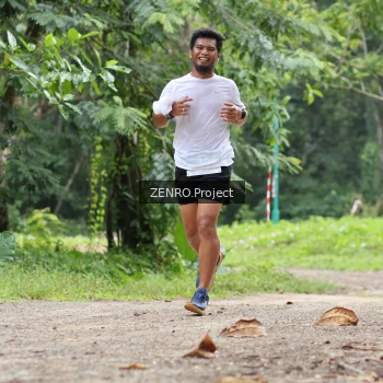 Runner Photo 1746028