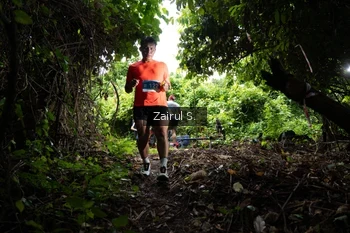 Runner Photo 1746040