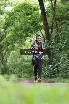 Runner Photo 1746049