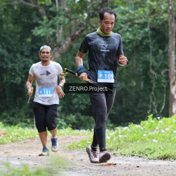 Runner Photo 1746075
