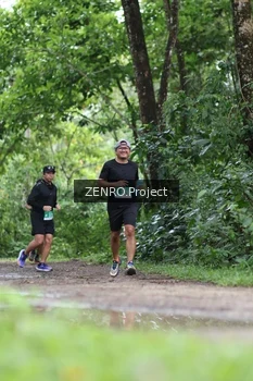 Runner Photo 1746140