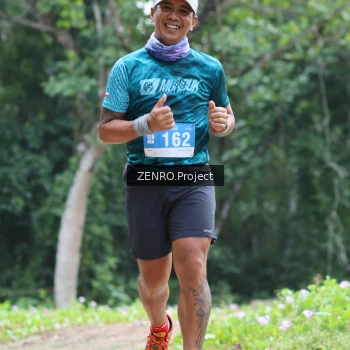 Runner Photo 1746247