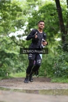 Runner Photo 1746326