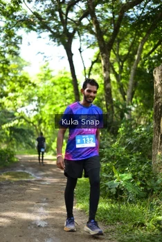 Runner Photo 1746410