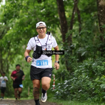 Runner Photo 1746479