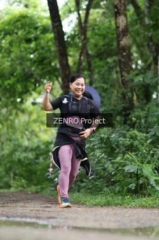 Runner Photo 1746599