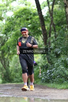 Runner Photo 1746614
