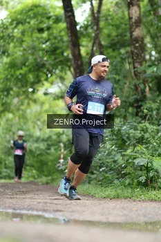 Runner Photo 1746687