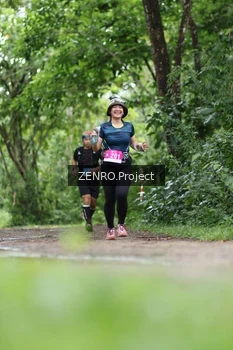Runner Photo 1746696