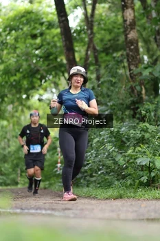 Runner Photo 1746713